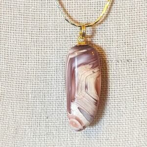 Vintage Polished Wonderstone Jasper Pendant On Beautiful Gold Tone 18" Chain
